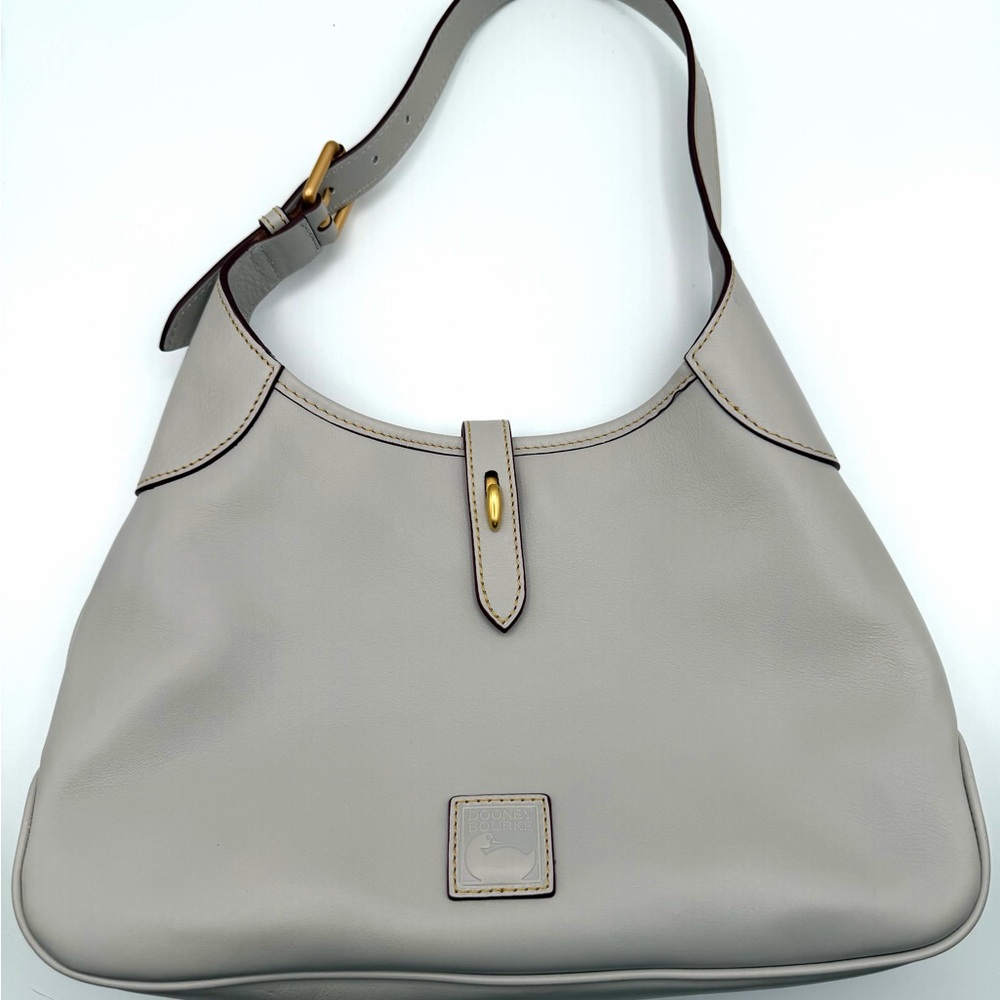 Dooney & Bourke Cream Leather Shoulder Bag | Smoke Free Home 💛 - Picture 3 of 8